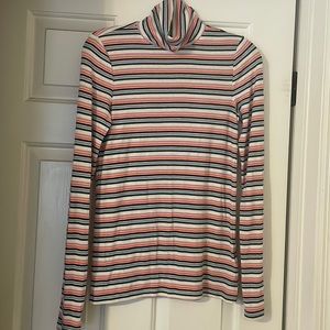 Womens robbed multi color turtle neck